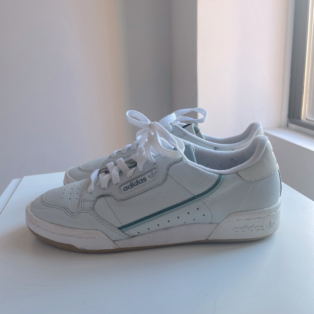Adidas sneakers continental 80 Size 9